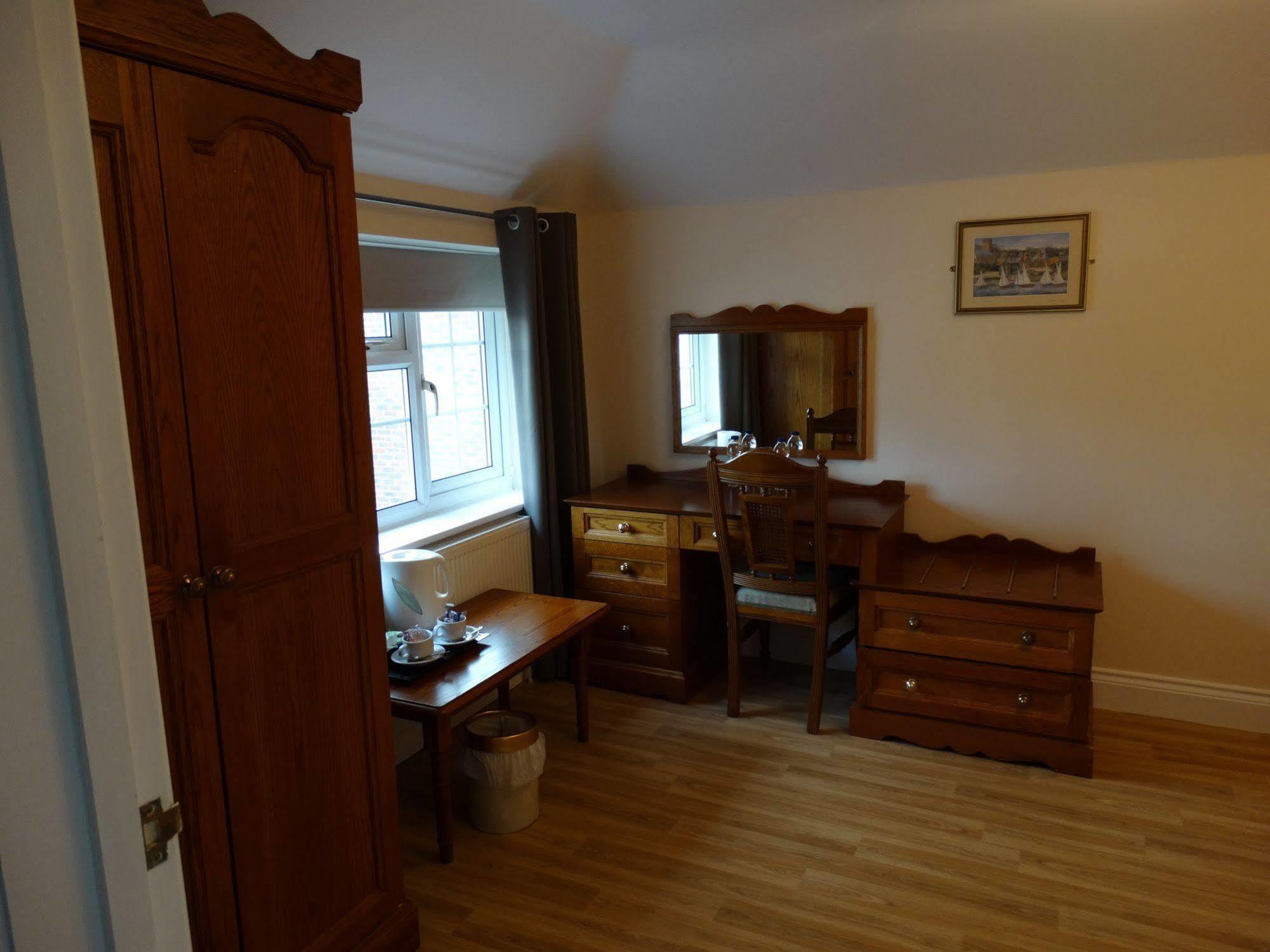 Inn The Mortimer Arms (adults Only) Romsey