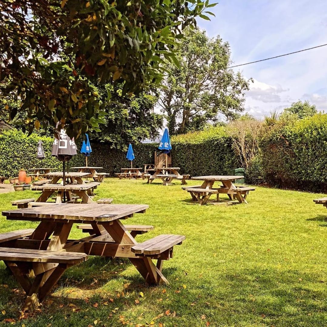The Mortimer Arms (adults Only) Inn
