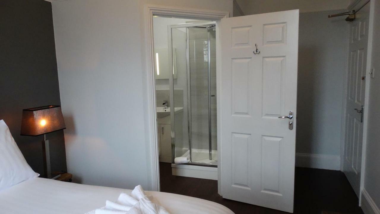 The Mortimer Arms (adults Only) Мини-отель Ромси